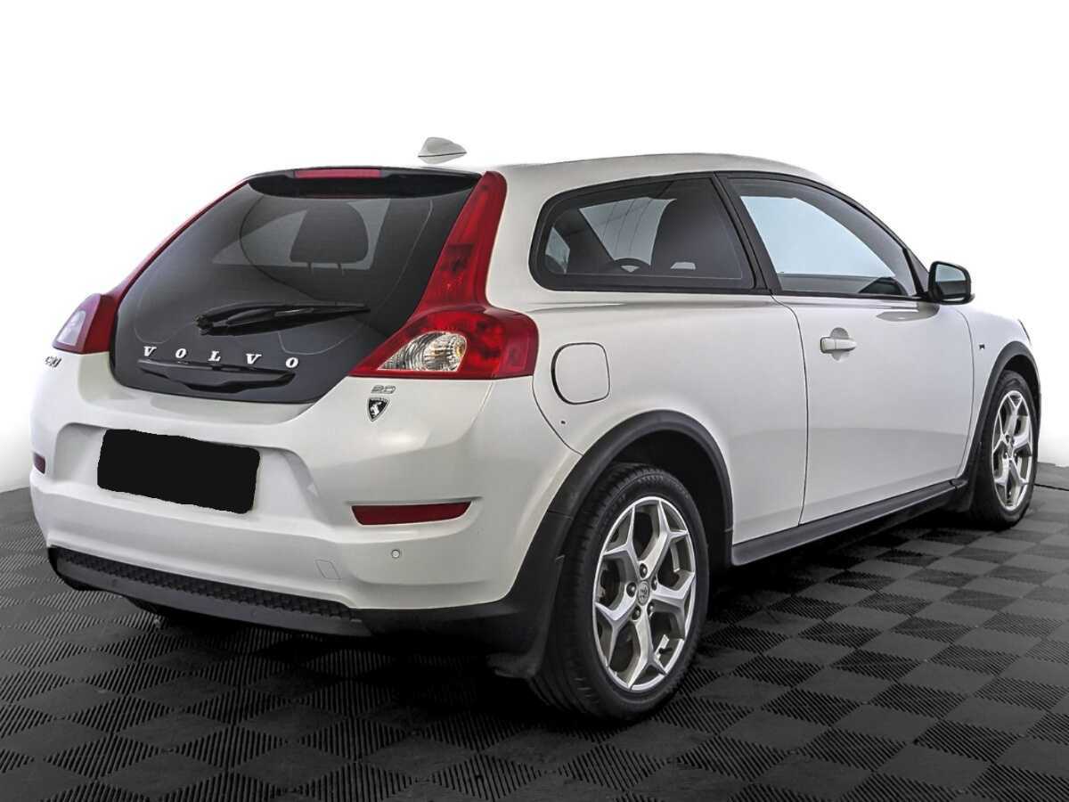 Volvo C30 с пробегом — 2011 год. Фото: #4
