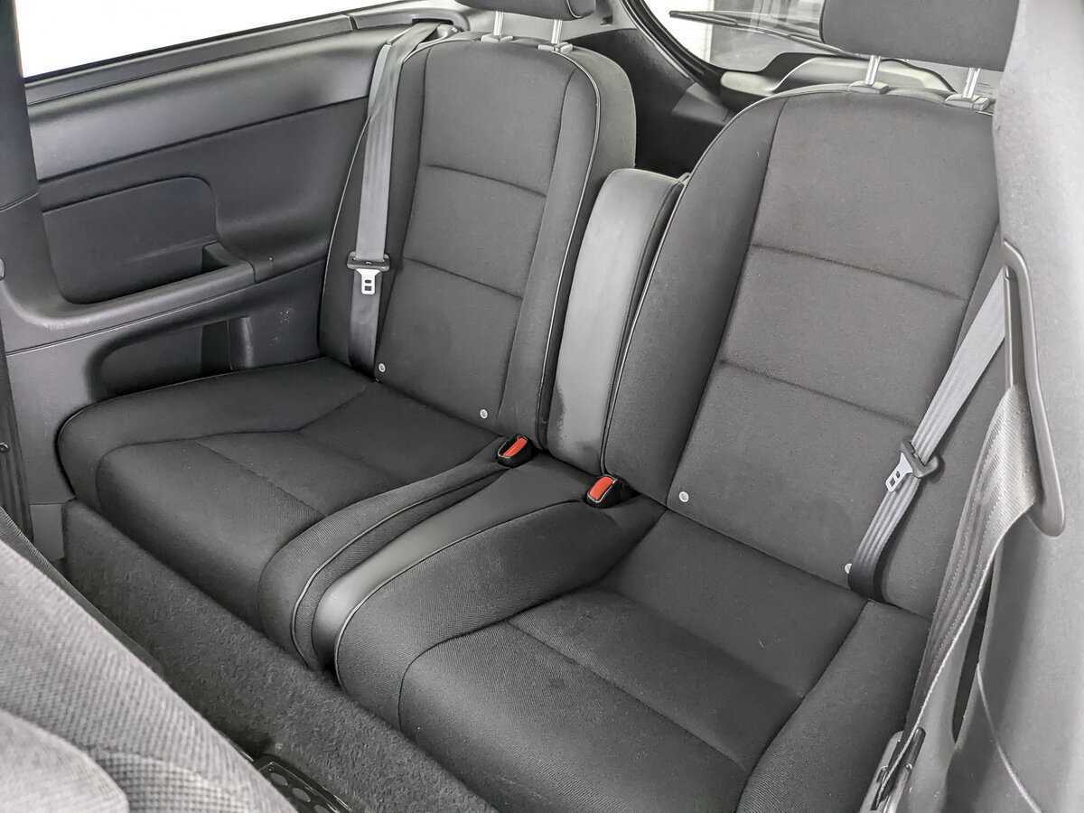 Volvo C30 с пробегом — 2011 год. Фото: #9