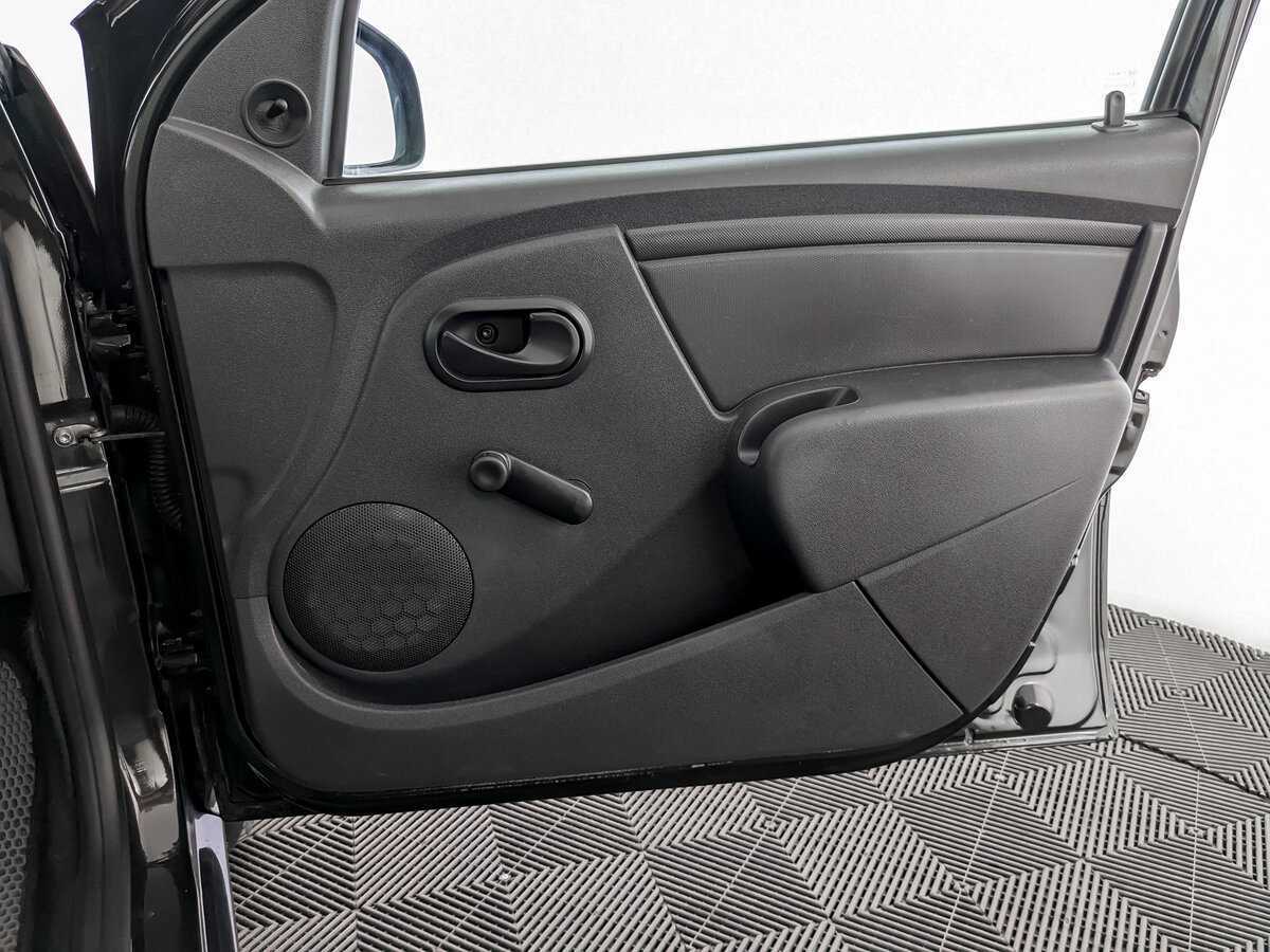 Lada (ВАЗ) Largus с пробегом — 2019 год. Фото: #18