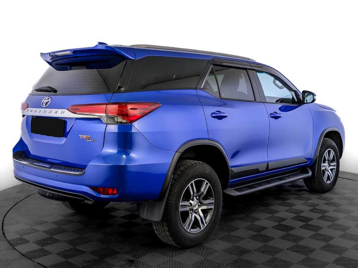 Toyota Fortuner с пробегом — 2019 год. Фото: #4