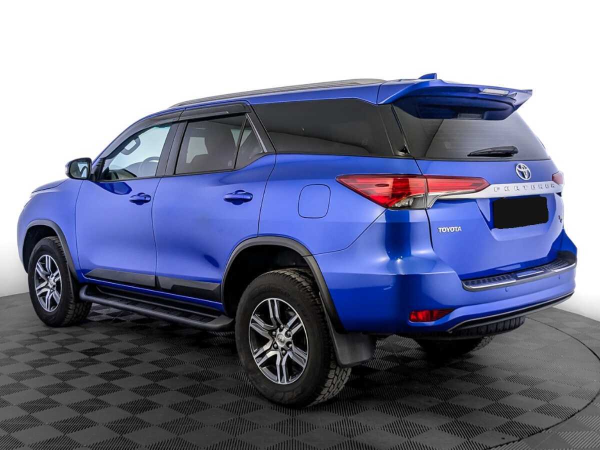 Toyota Fortuner с пробегом — 2019 год. Фото: #6