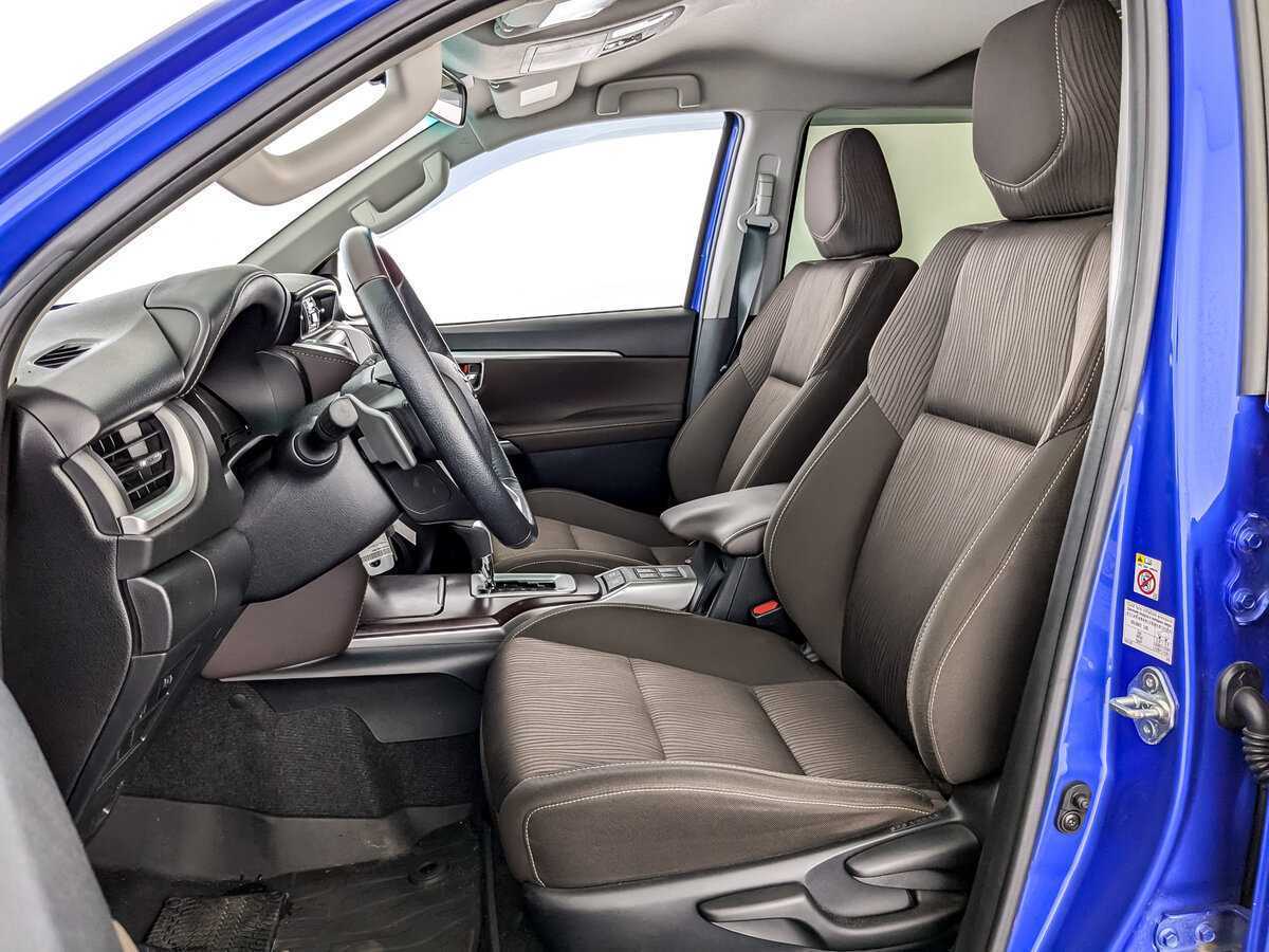 Toyota Fortuner с пробегом — 2019 год. Фото: #15