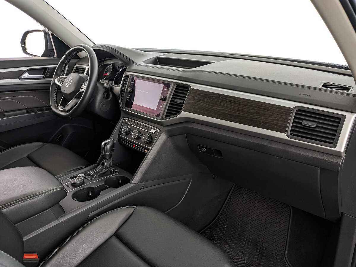 Volkswagen Teramont с пробегом — 2021 год. Фото: #8