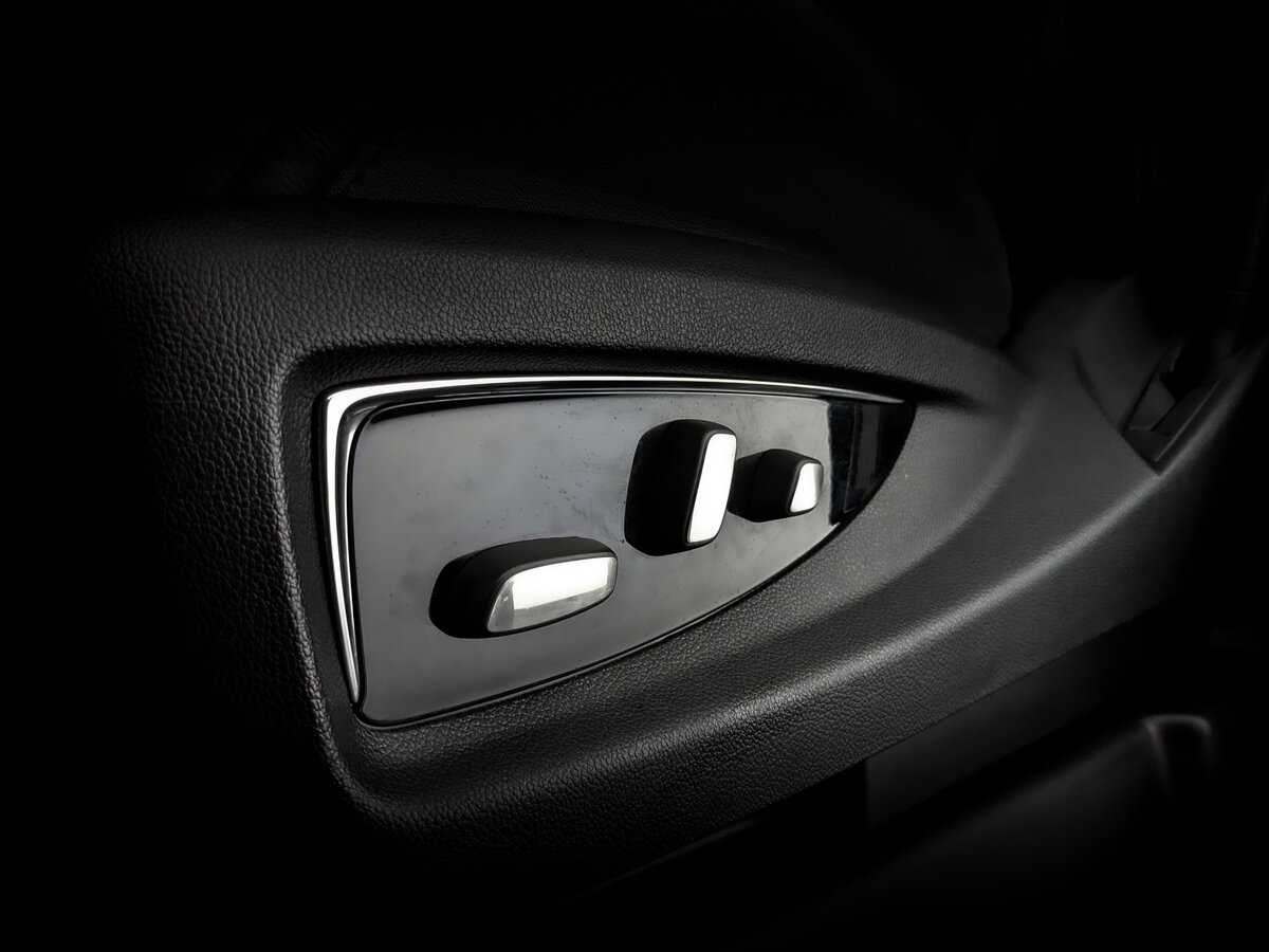 Cadillac Escalade с пробегом — 2018 год. Фото: #16