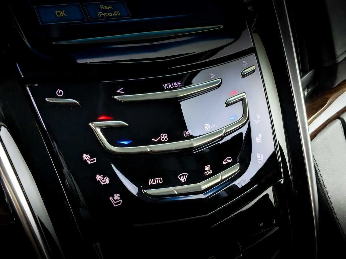Cadillac Escalade с пробегом — 2018 год. Фото: #22