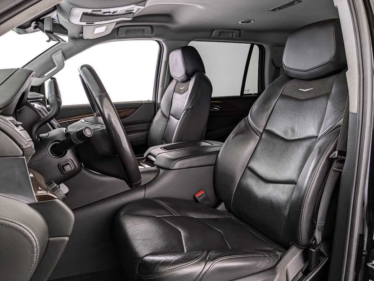 Cadillac Escalade с пробегом — 2020 год. Фото: #14