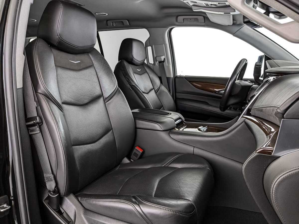 Cadillac Escalade с пробегом — 2020 год. Фото: #18