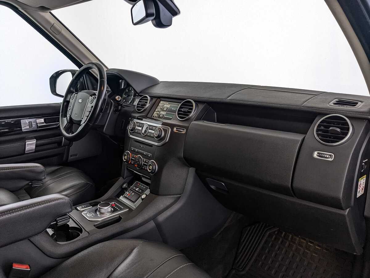 Land Rover Discovery с пробегом — 2014 год. Фото: #8