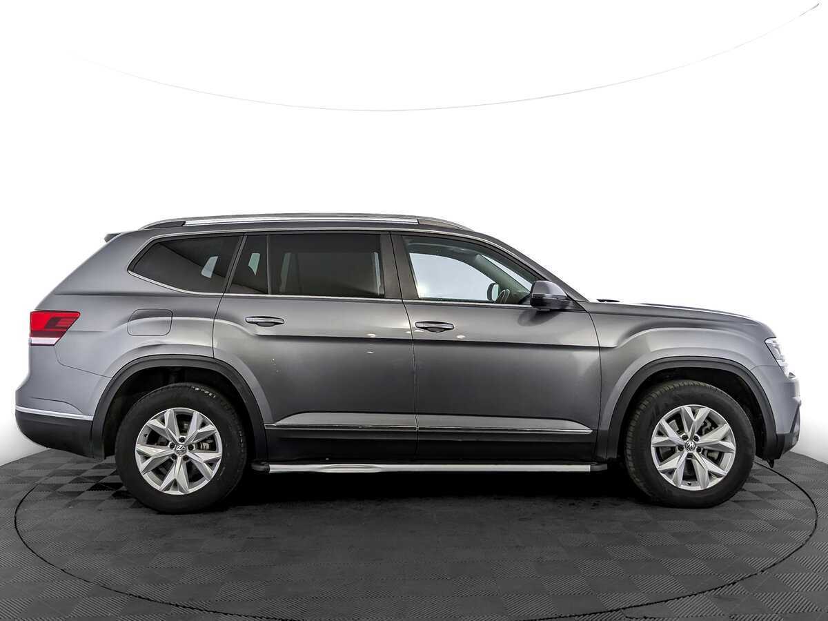 Volkswagen Teramont с пробегом — 2018 год. Фото: #3