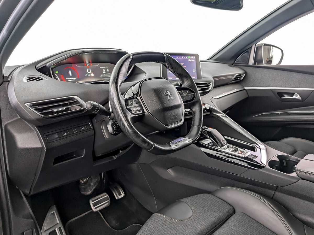 Peugeot 3008 с пробегом — 2018 год. Фото: #13