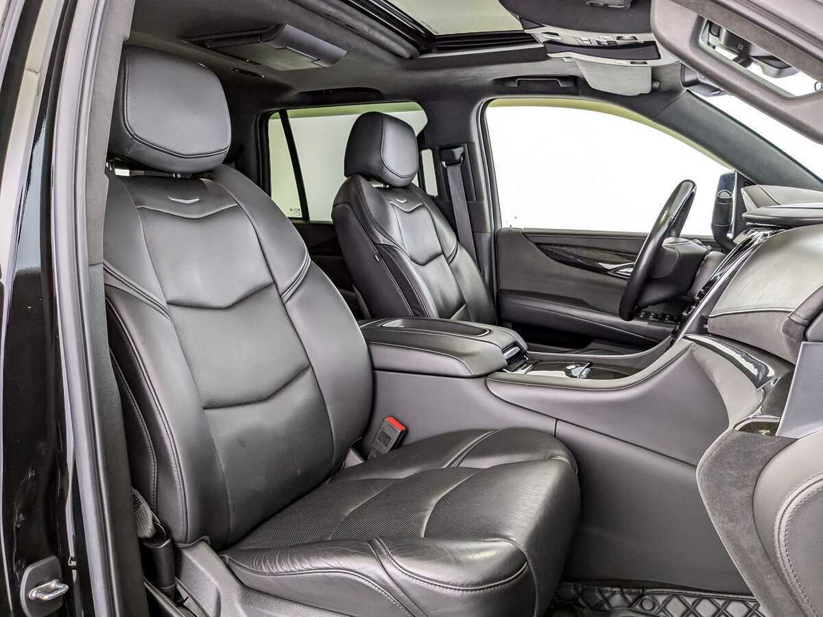 Cadillac Escalade с пробегом — 2020 год. Фото: #19