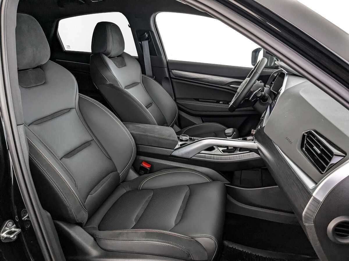 Geely Tugella с пробегом — 2023 год. Фото: #19