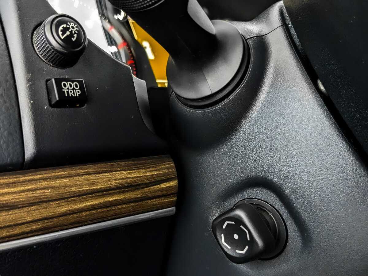 Toyota Land Cruiser Prado с пробегом — 2019 год. Фото: #18