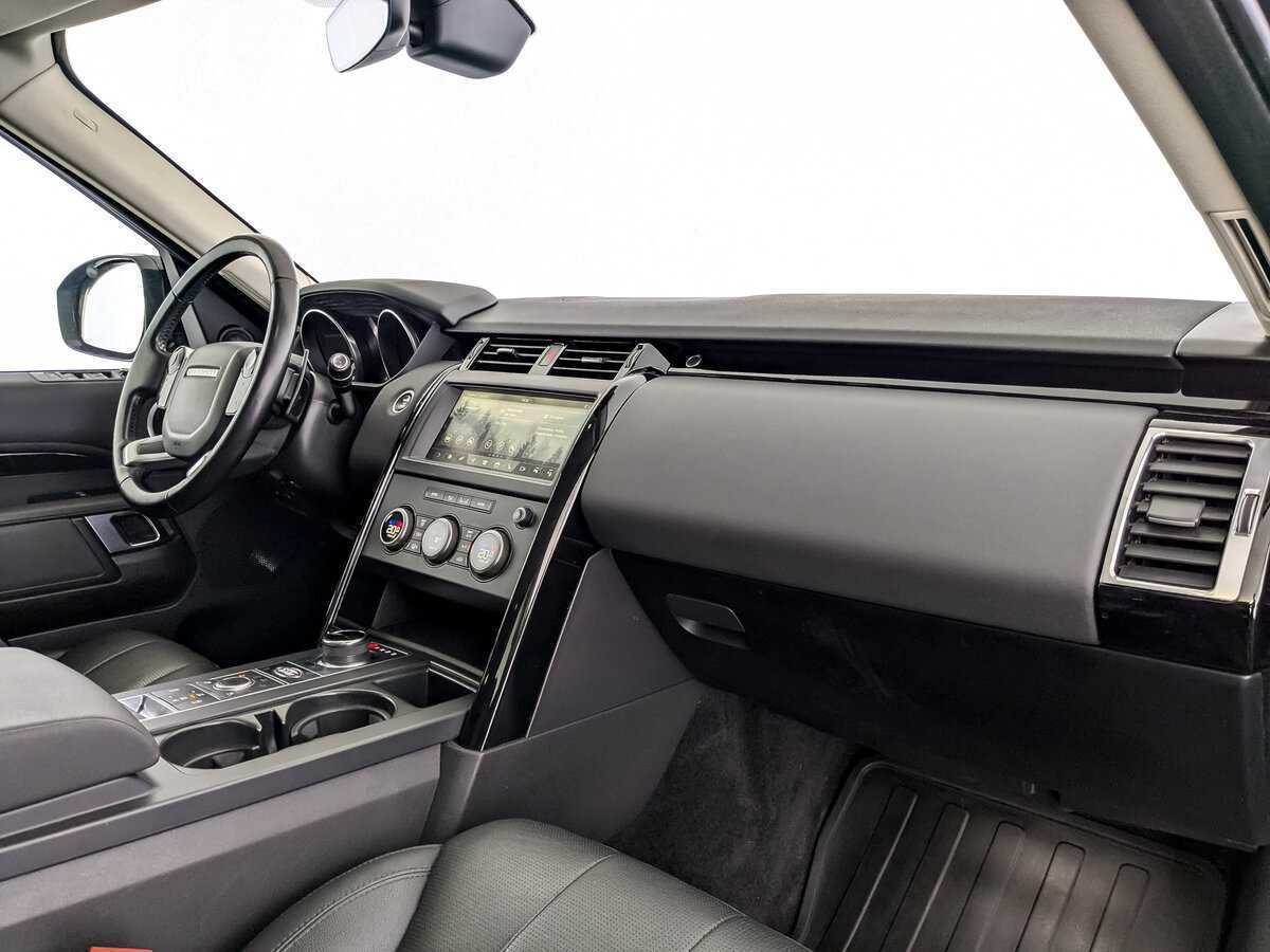 Land Rover Discovery с пробегом — 2020 год. Фото: #8