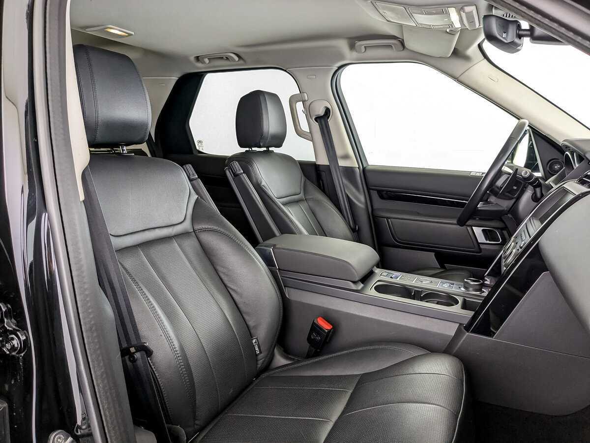 Land Rover Discovery с пробегом — 2020 год. Фото: #19