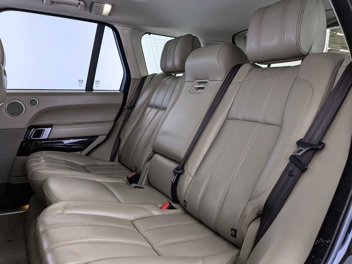 Land Rover Range Rover с пробегом — 2014 год. Фото: #13