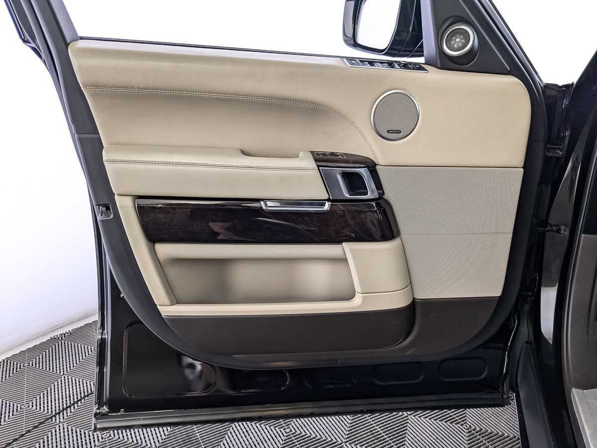 Land Rover Range Rover с пробегом — 2014 год. Фото: #14