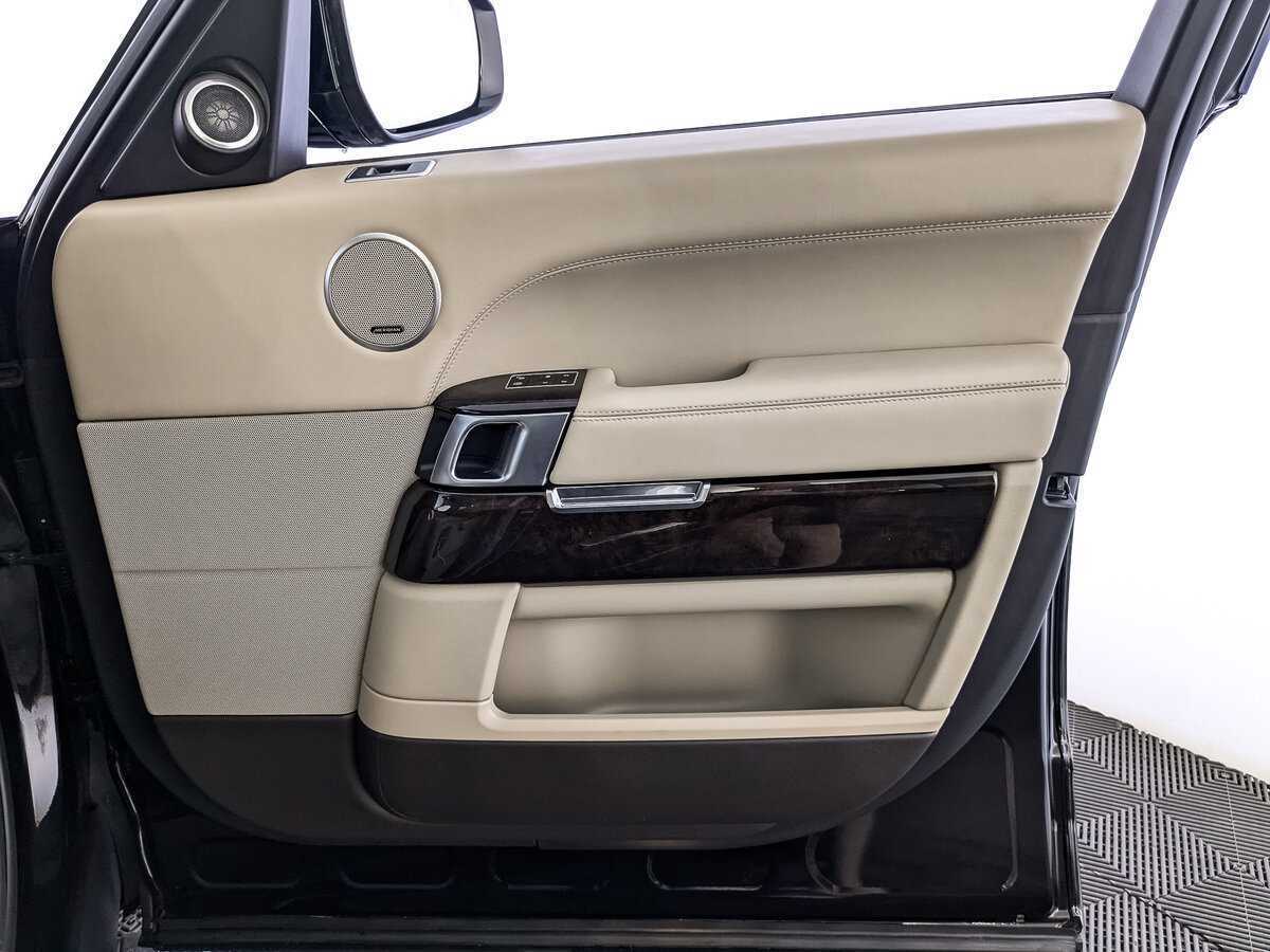 Land Rover Range Rover с пробегом — 2014 год. Фото: #20