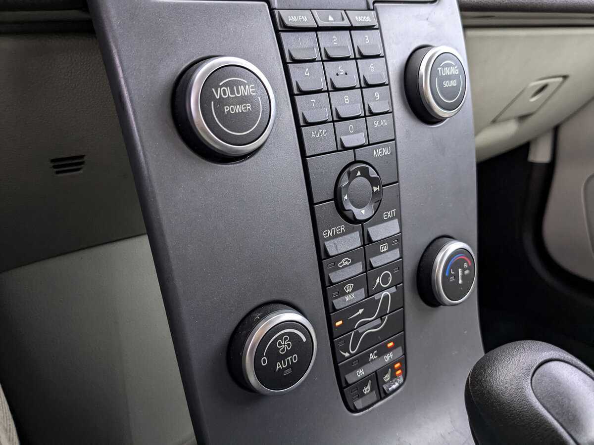 Volvo C30 с пробегом — 2012 год. Фото: #16