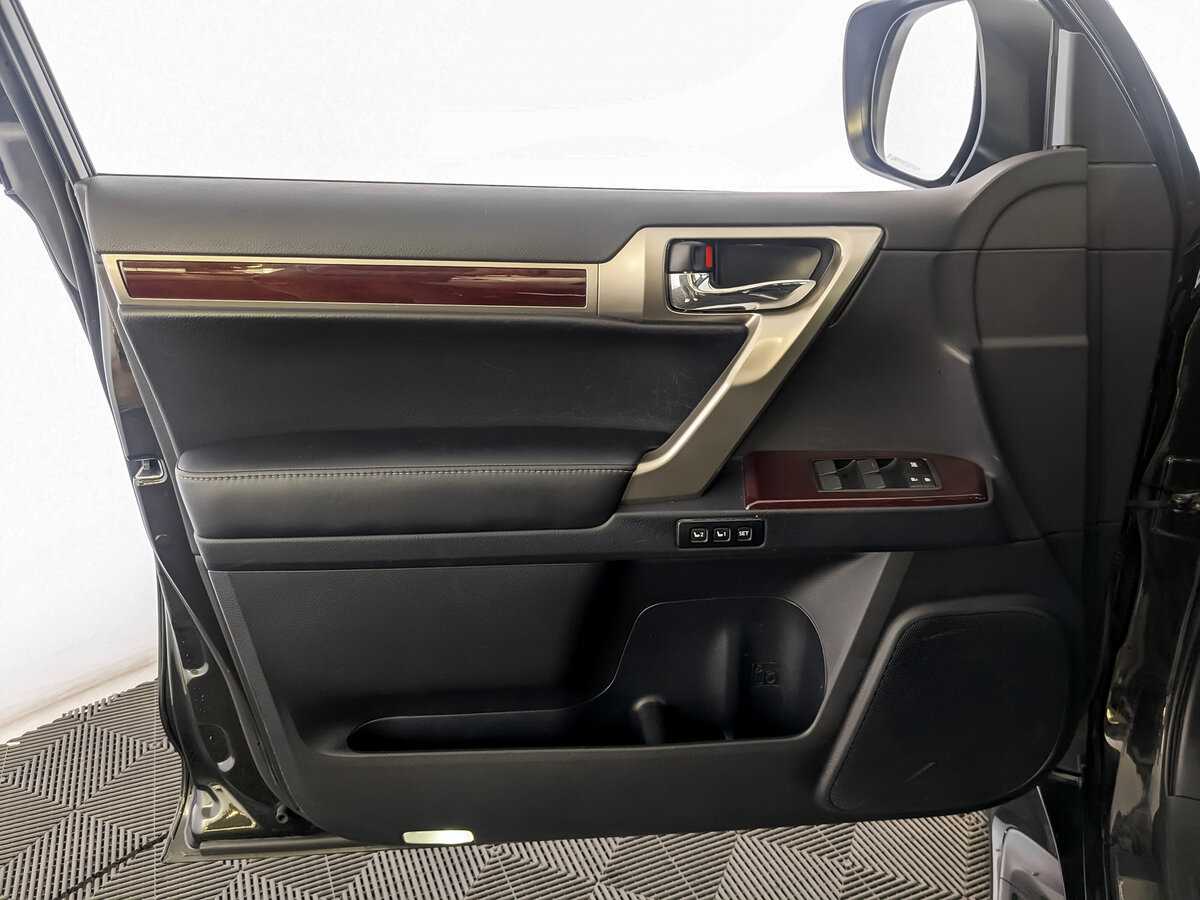 Lexus GX с пробегом — 2018 год. Фото: #14