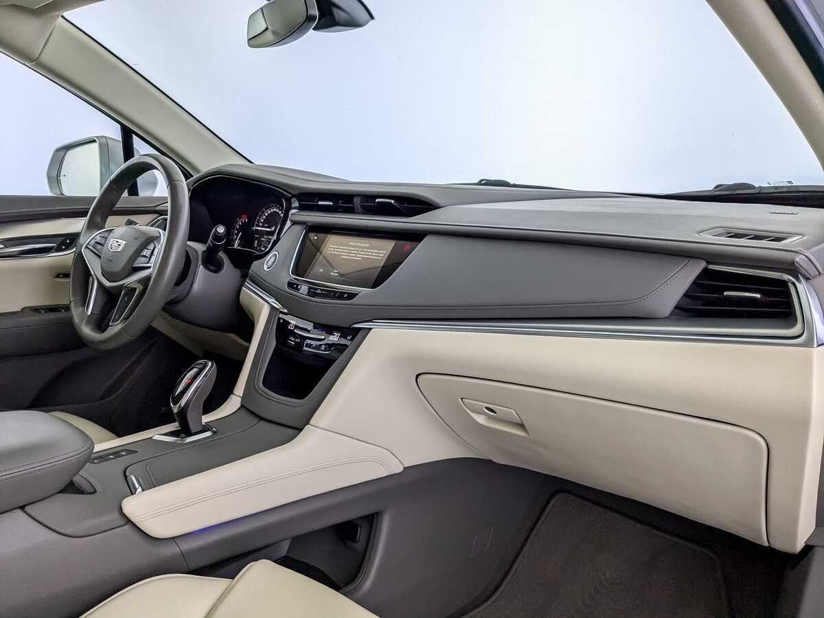 Cadillac XT5 с пробегом — 2017 год. Фото: #8