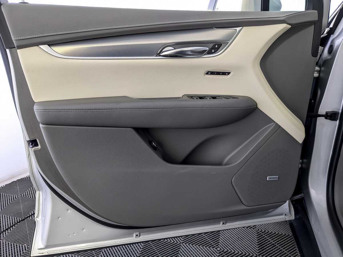 Cadillac XT5 с пробегом — 2017 год. Фото: #14