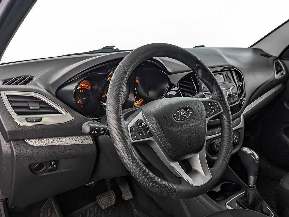 Lada (ВАЗ) Vesta с пробегом — 2022 год. Фото: #10