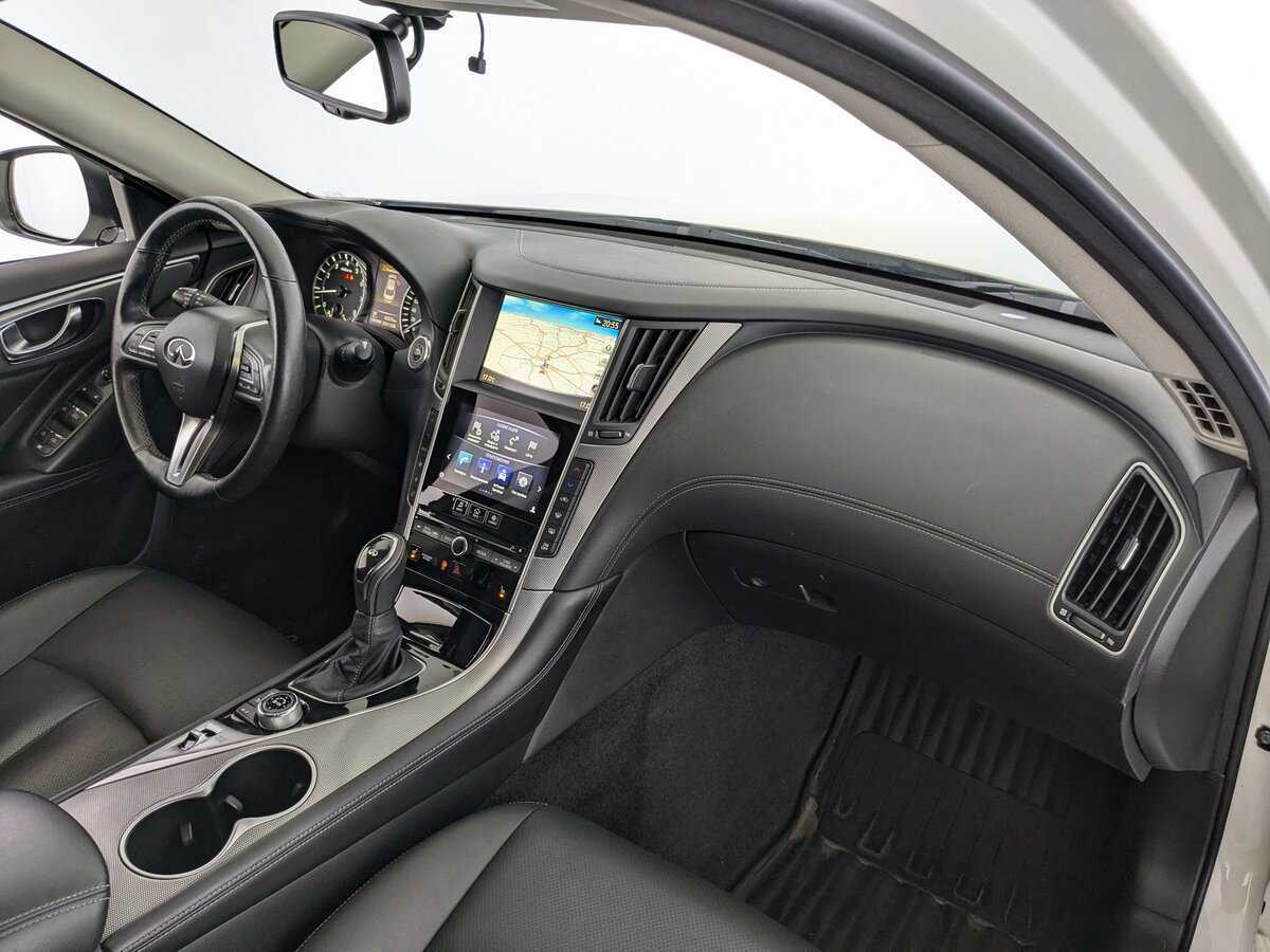 Infiniti Q50 с пробегом — 2018 год. Фото: #16