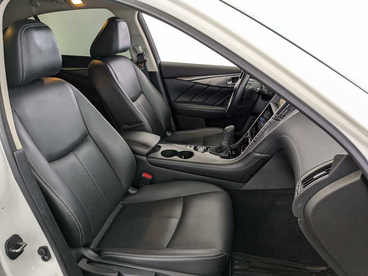 Infiniti Q50 с пробегом — 2018 год. Фото: #18