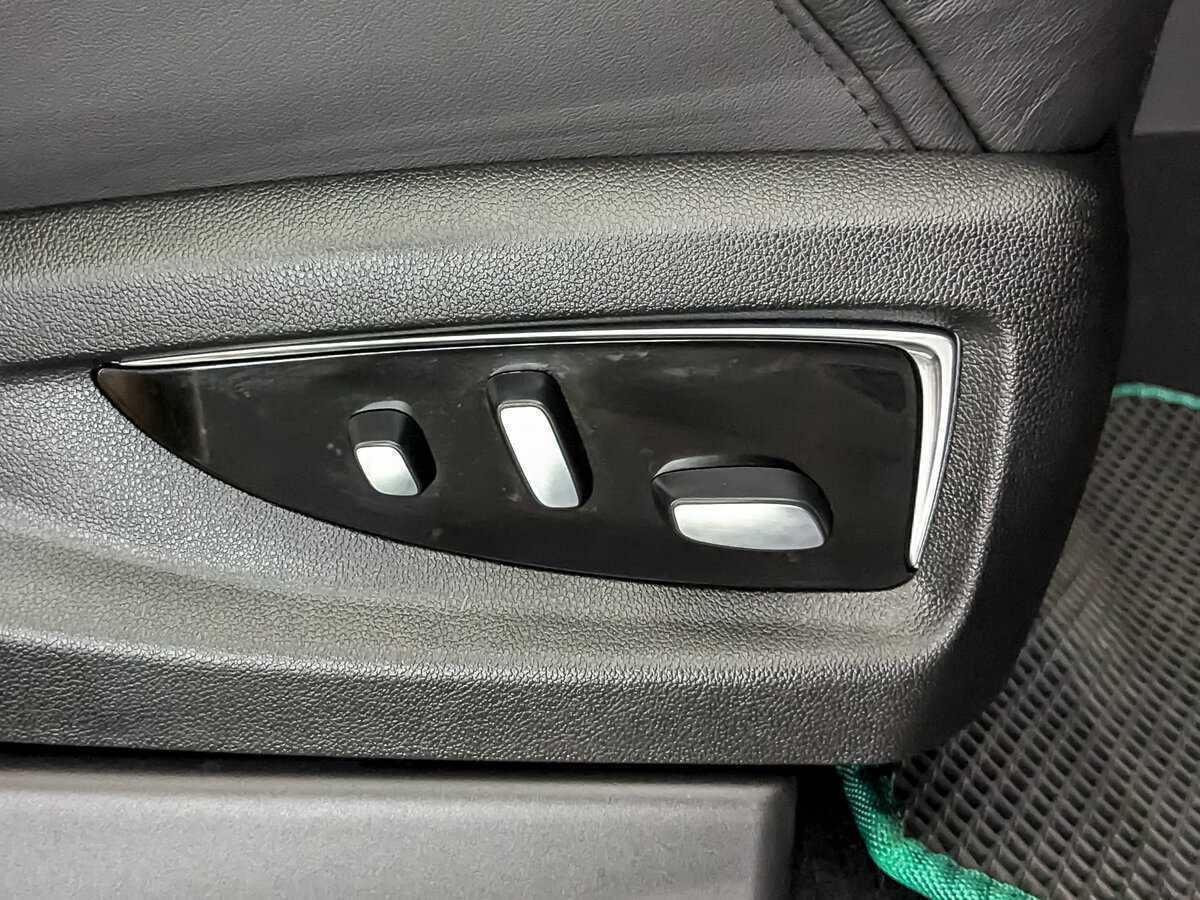 Cadillac Escalade с пробегом — 2019 год. Фото: #20