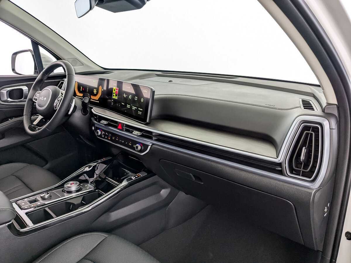 Kia Sorento с пробегом — 2024 год. Фото: #8