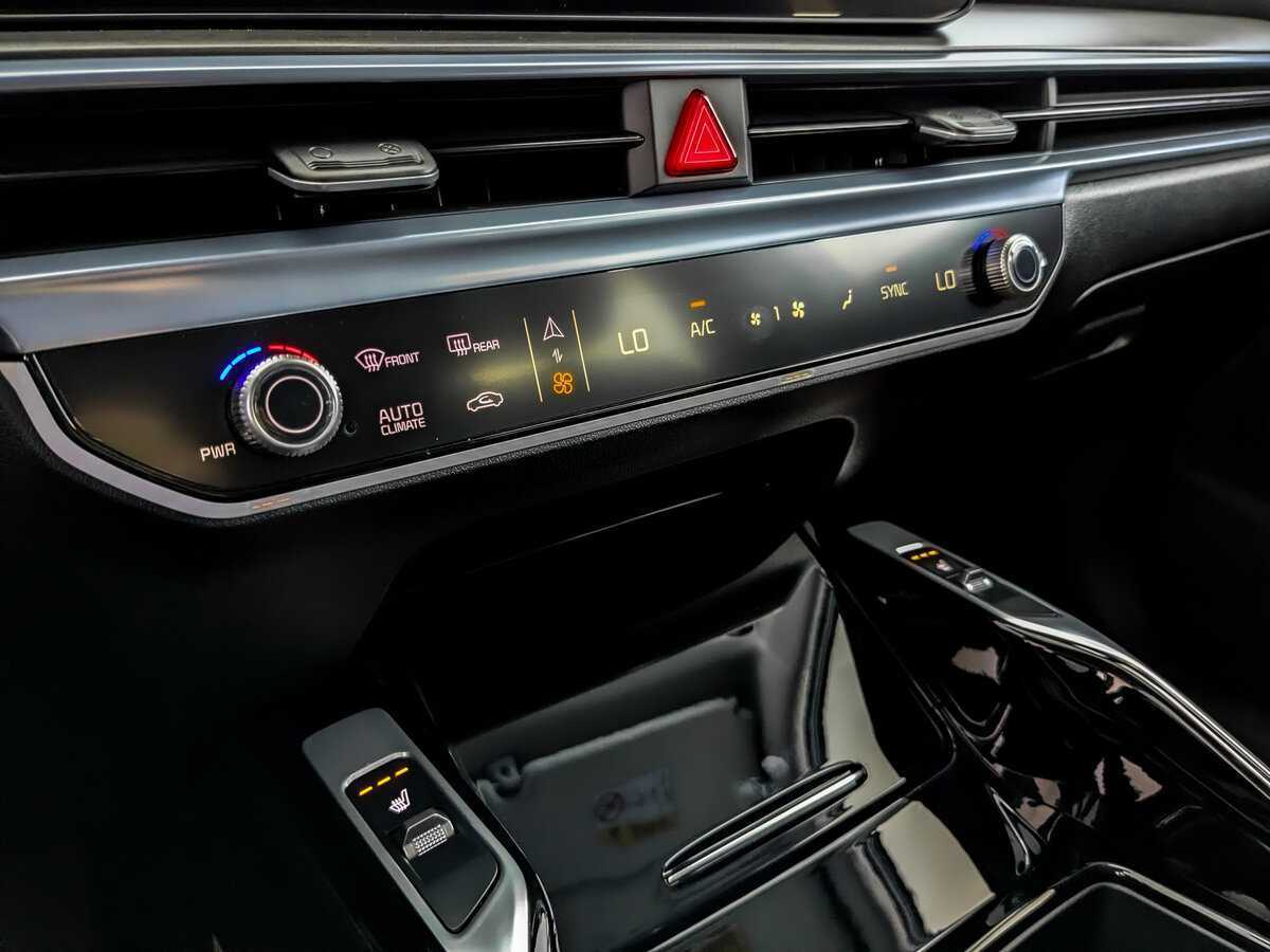 Kia Sorento с пробегом — 2024 год. Фото: #21