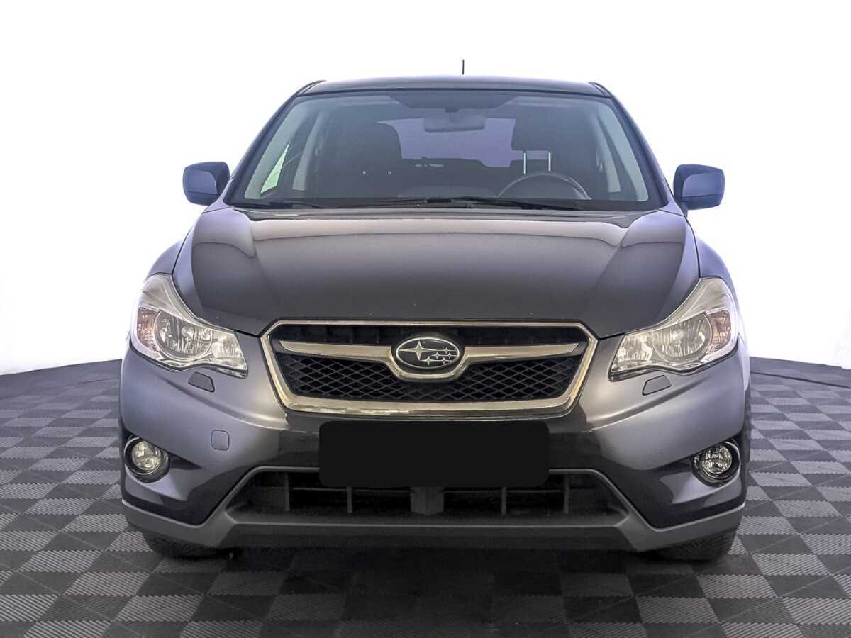 Subaru XV с пробегом — 2012 год. Фото: #1
