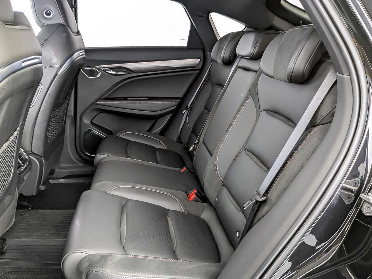 Geely Tugella с пробегом — 2023 год. Фото: #9