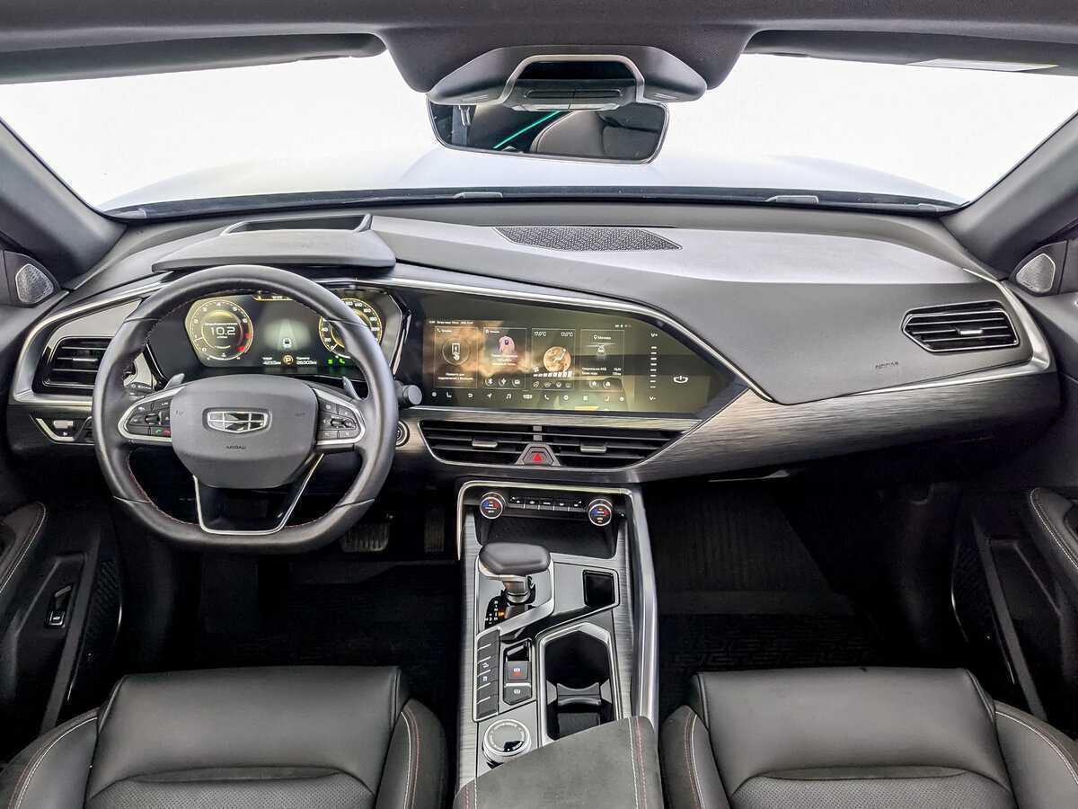 Geely Tugella с пробегом — 2023 год. Фото: #11