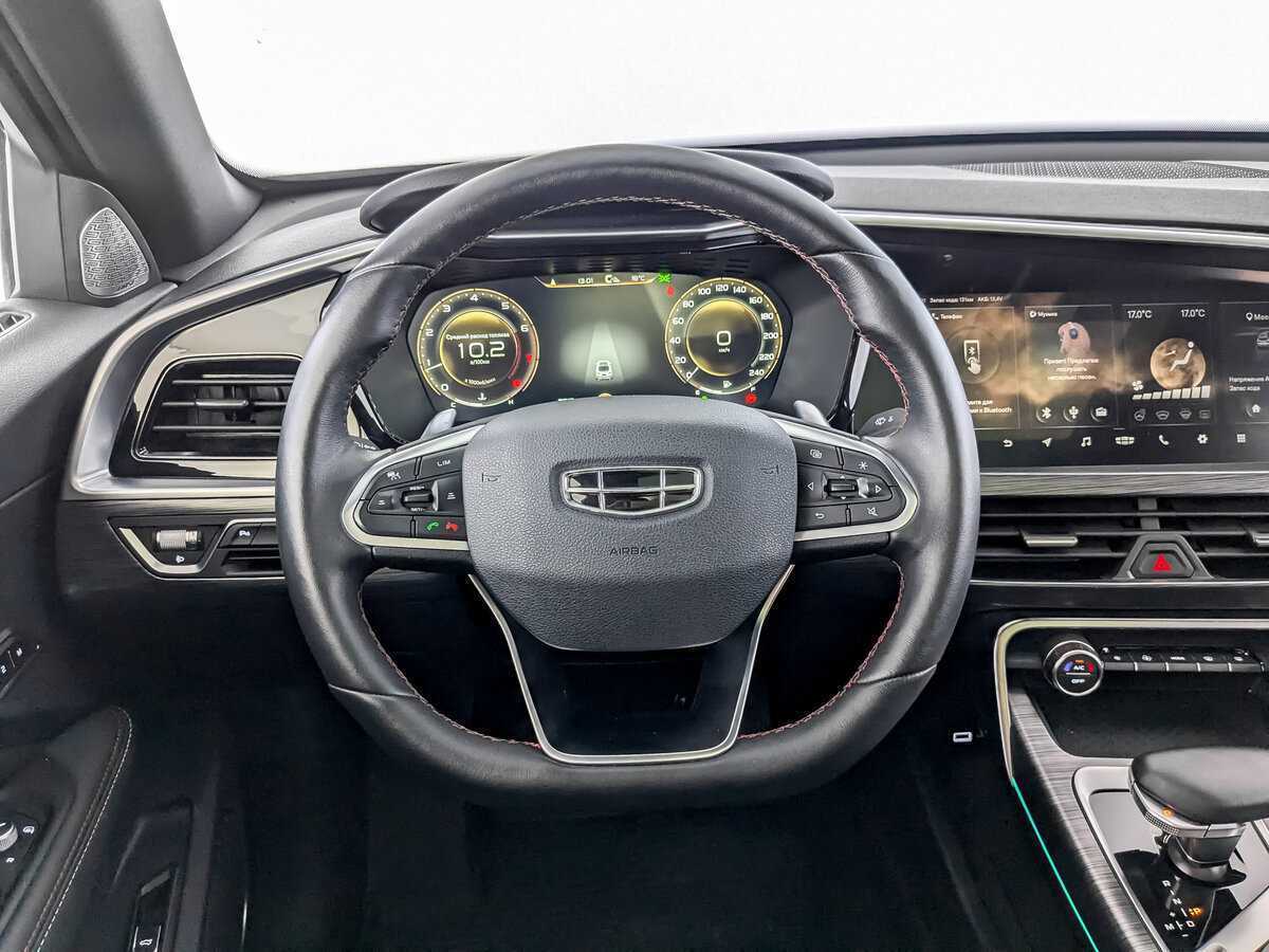 Geely Tugella с пробегом — 2023 год. Фото: #17