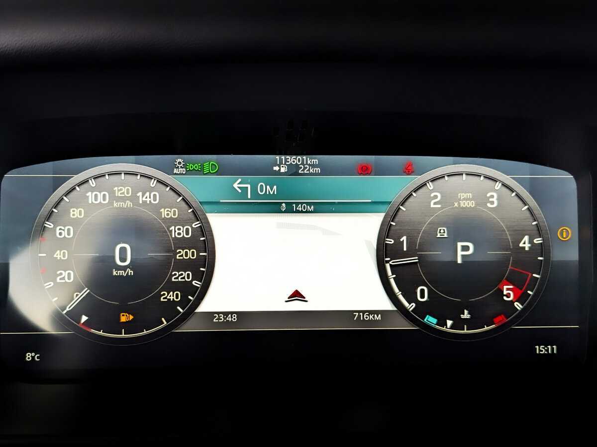 Land Rover Defender с пробегом — 2020 год. Фото: #10