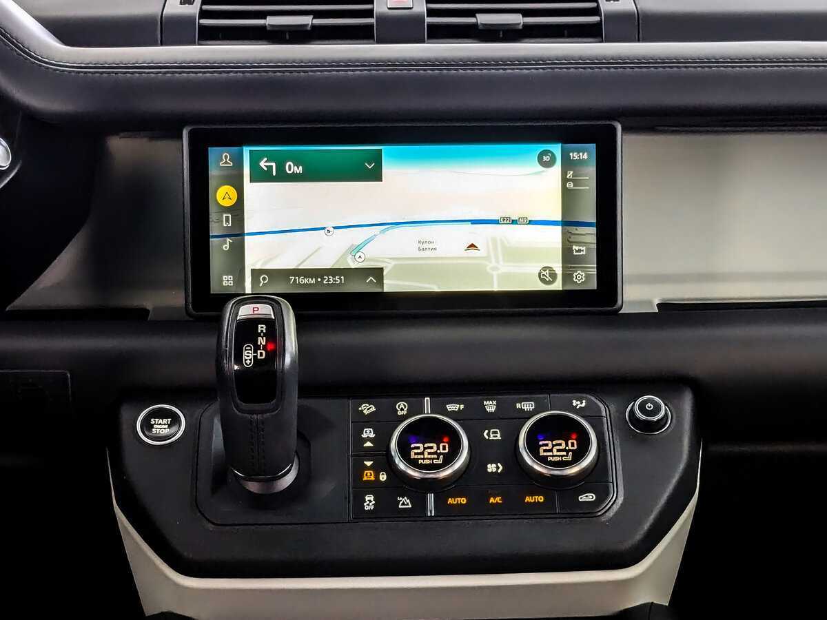 Land Rover Defender с пробегом — 2020 год. Фото: #12