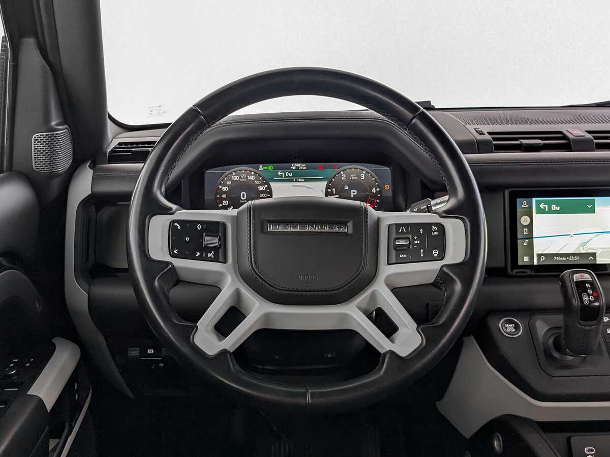 Land Rover Defender с пробегом — 2020 год. Фото: #17