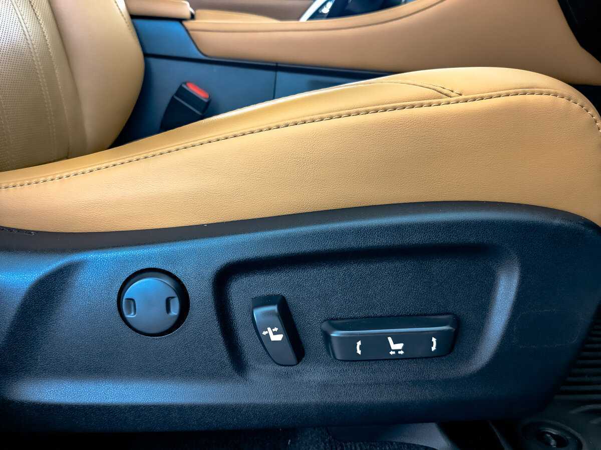 Lexus RX с пробегом — 2020 год. Фото: #21