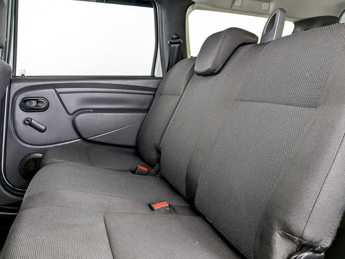 Lada (ВАЗ) Largus с пробегом — 2019 год. Фото: #9