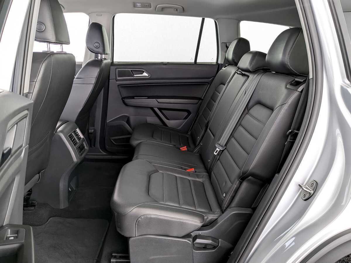 Volkswagen Teramont с пробегом — 2018 год. Фото: #9