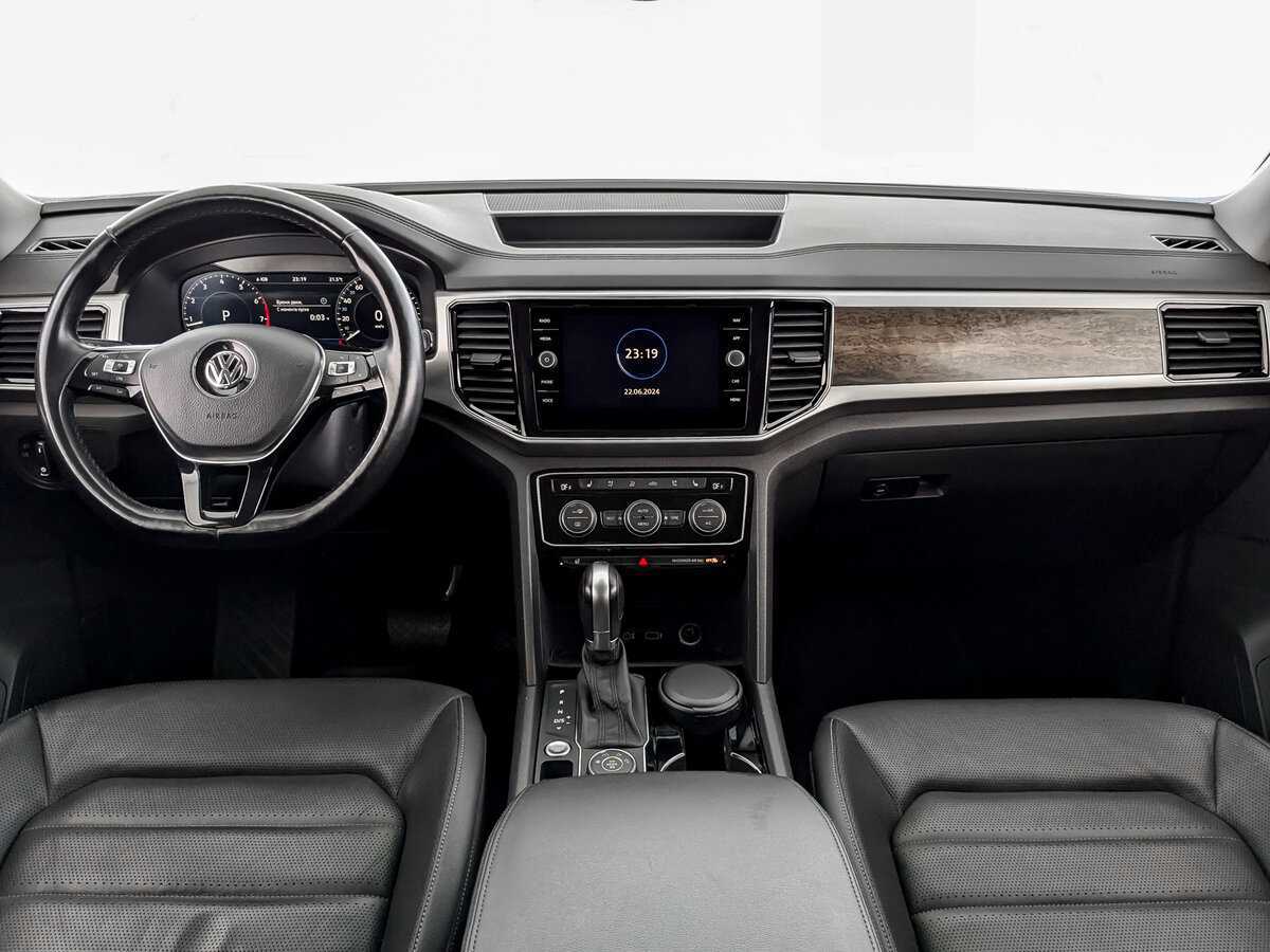 Volkswagen Teramont с пробегом — 2018 год. Фото: #11