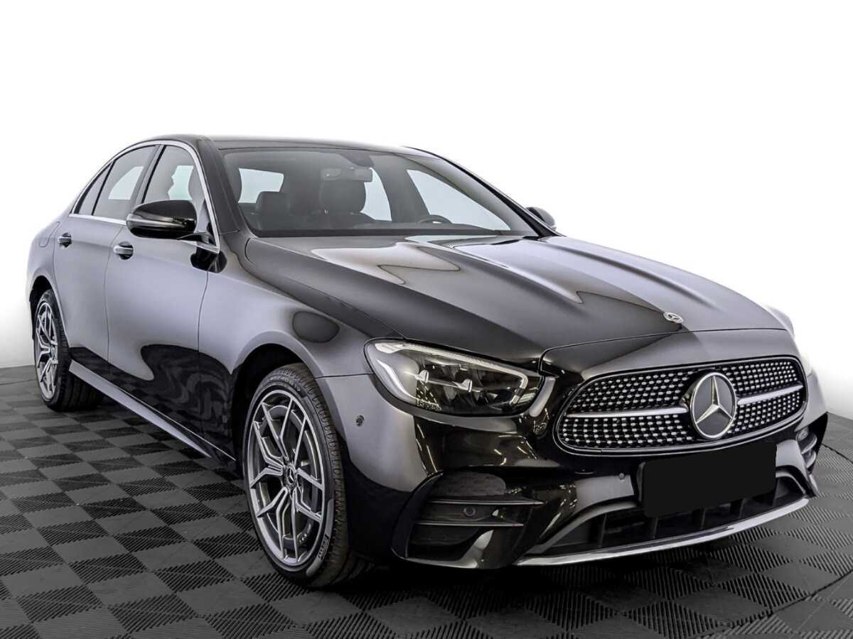 Mercedes-Benz E-Класс с пробегом — 2021 год. Фото: #2