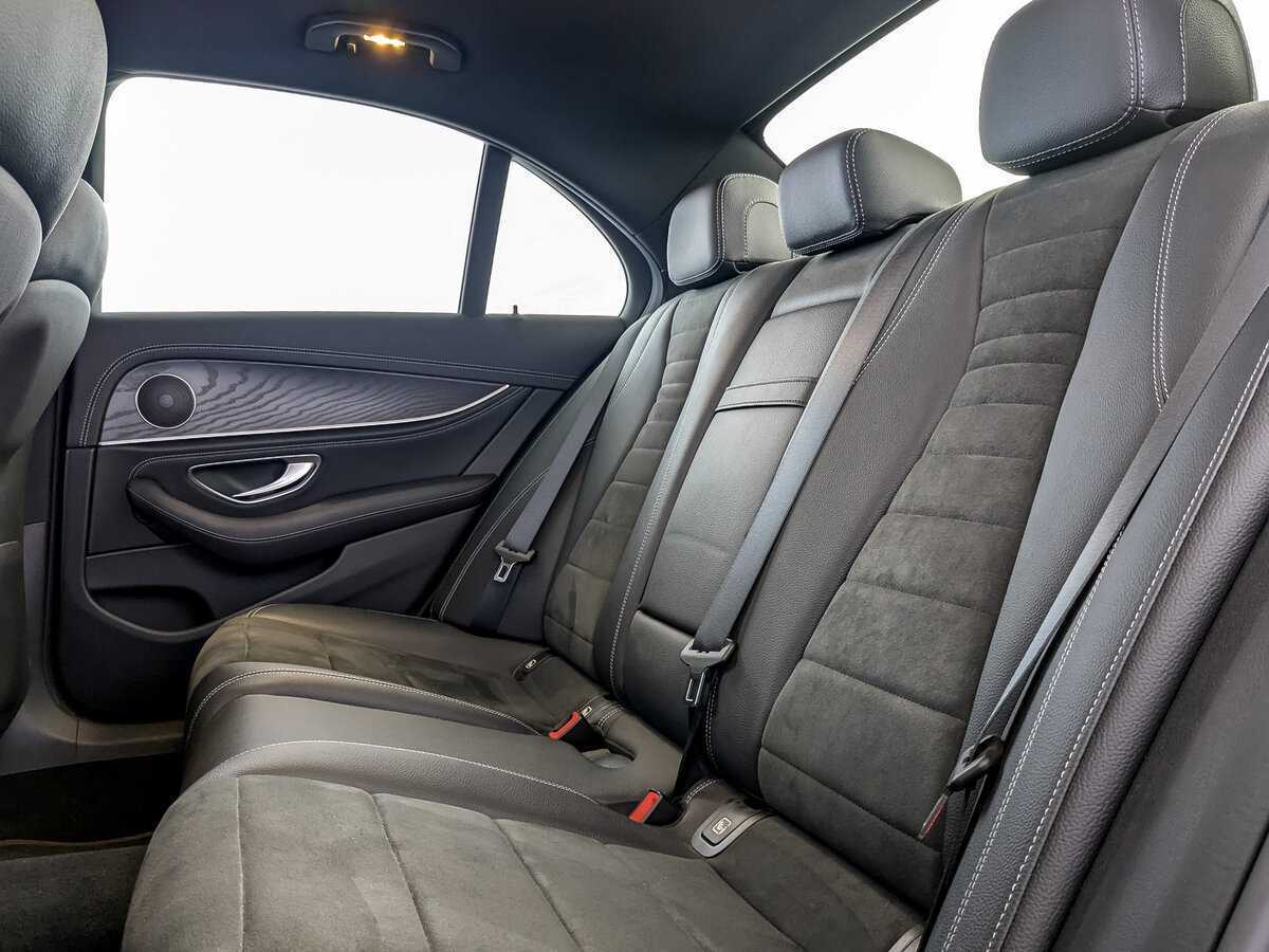 Mercedes-Benz E-Класс с пробегом — 2021 год. Фото: #9