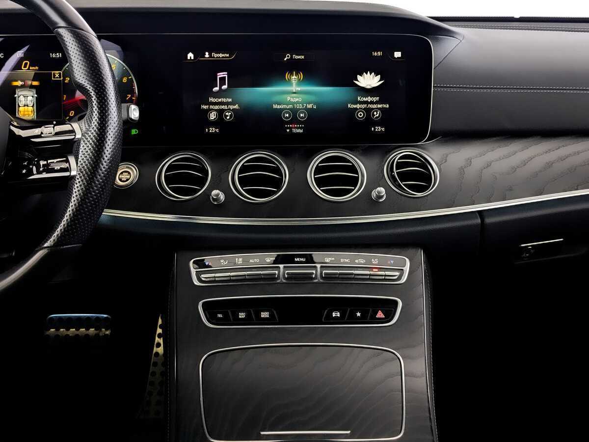 Mercedes-Benz E-Класс с пробегом — 2021 год. Фото: #12