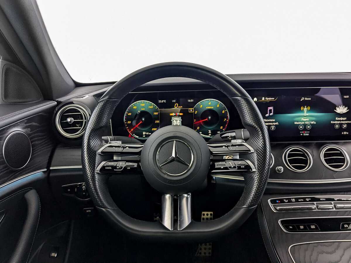 Mercedes-Benz E-Класс с пробегом — 2021 год. Фото: #17