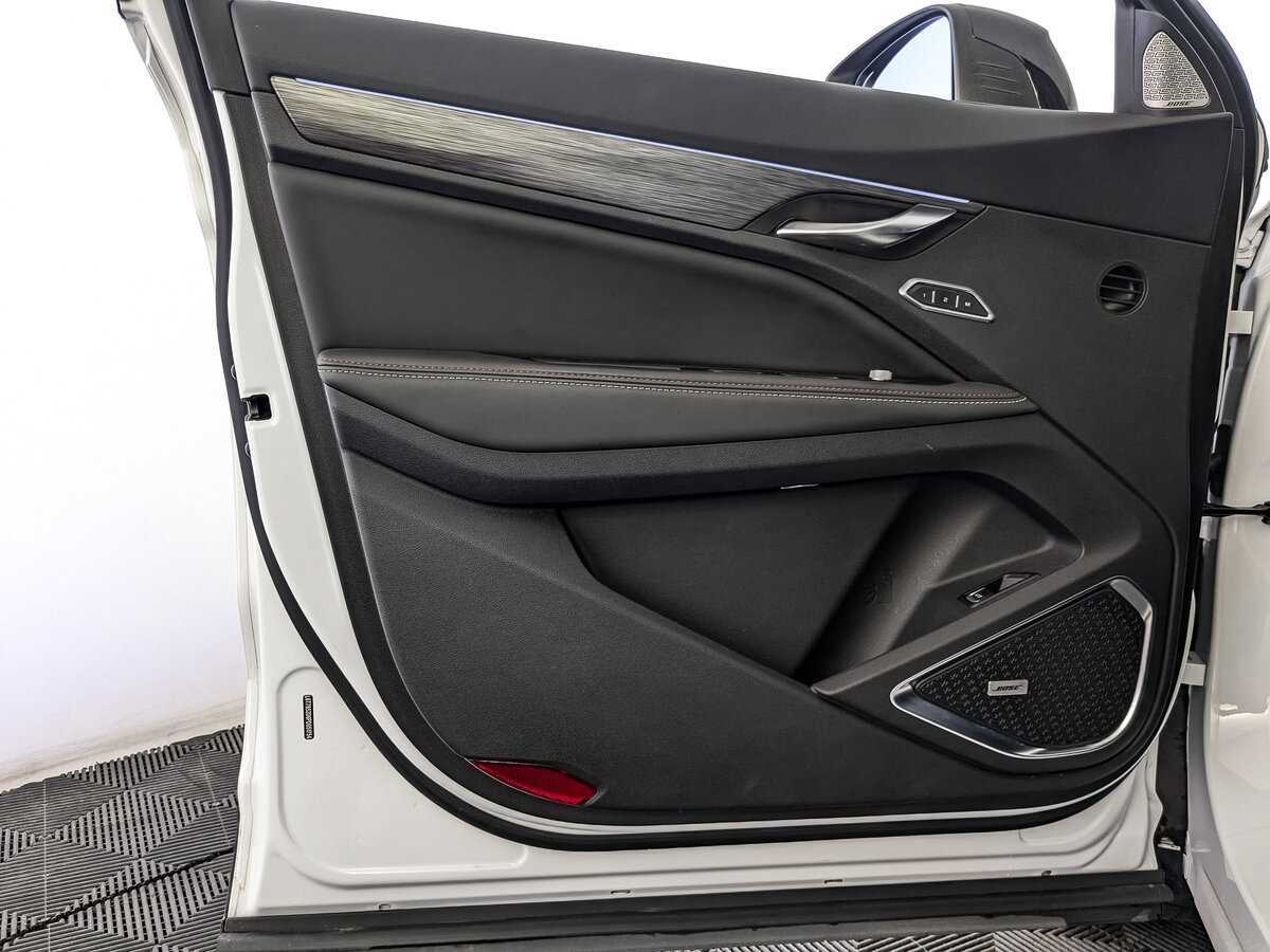 Geely Tugella с пробегом — 2023 год. Фото: #14