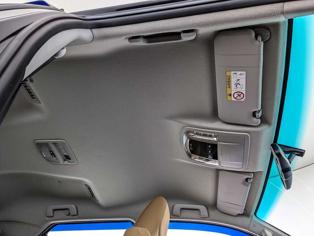 Toyota Fortuner с пробегом — 2022 год. Фото: #18