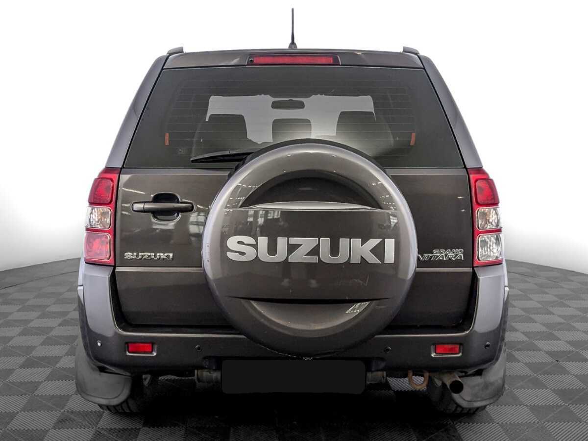 Suzuki Grand Vitara с пробегом — 2010 год. Фото: #5